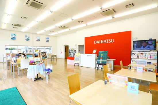 須崎店内観